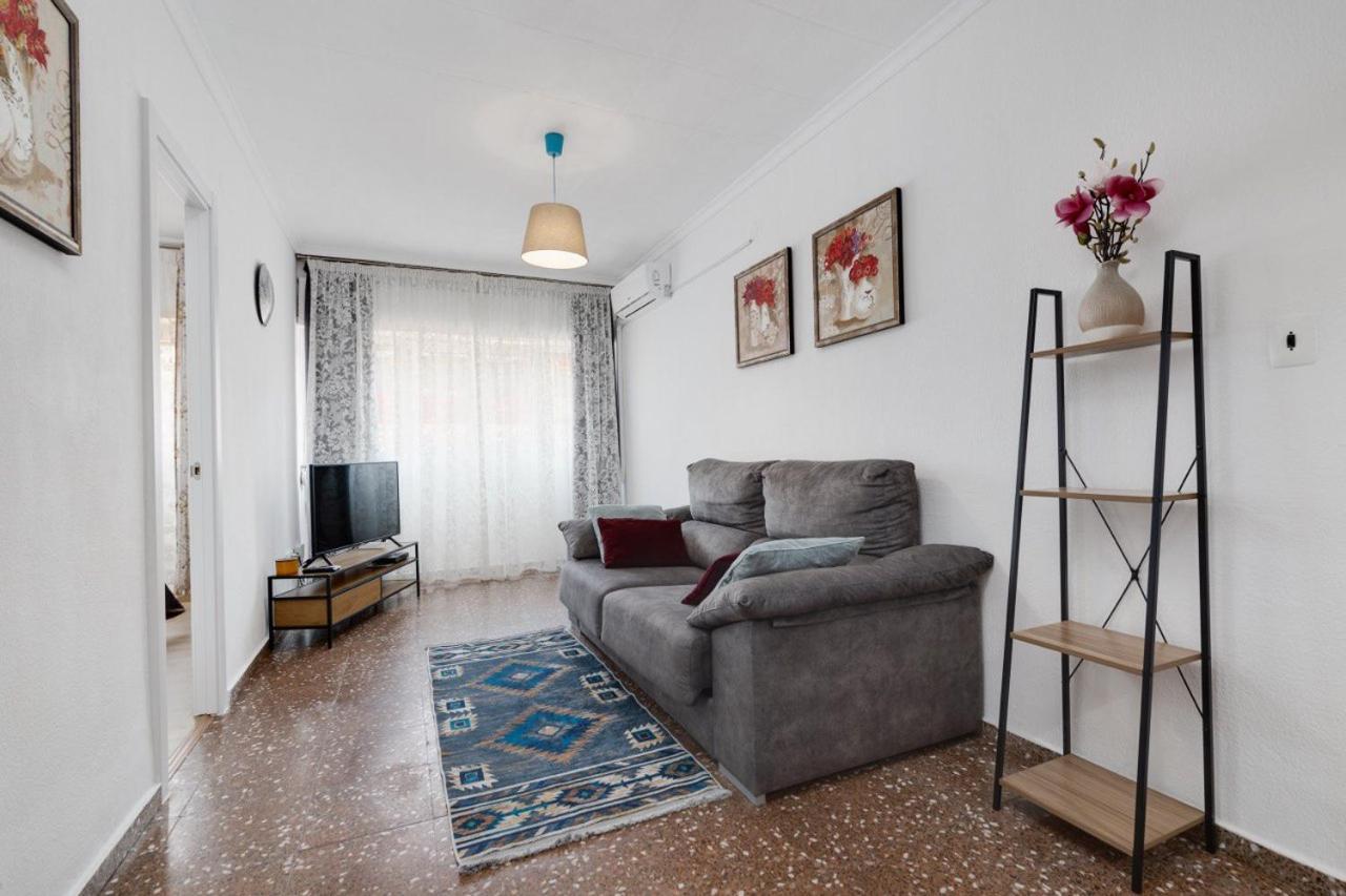 Comfortable Apartment With Wi-Fi Alicante Exterior photo