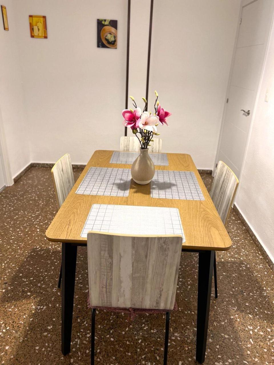 Comfortable Apartment With Wi-Fi Alicante Exterior photo